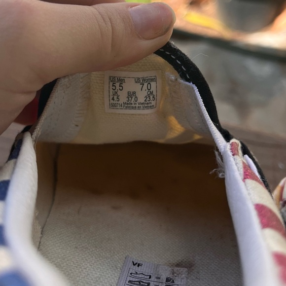 Vans, checkered and colorful - Picture 3 of 7